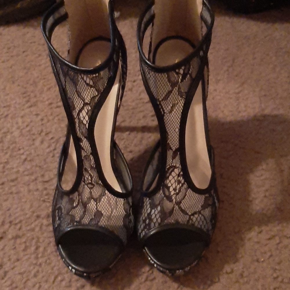 High heal shoes